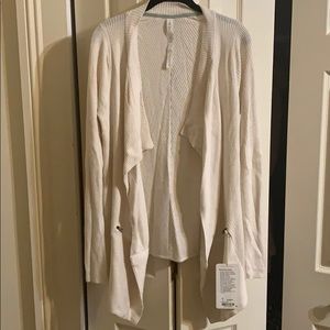 Lululemon Resolution Wrap